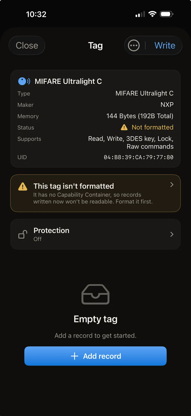The Hex NFC scan result for a MIFARE Ultralight C tag, listing its memory, capabilities and UID, with a warning that the tag is not formatted.